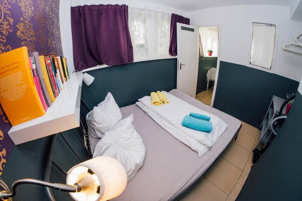 Sunny Apartment At Rostock - Pink Экстерьер фото